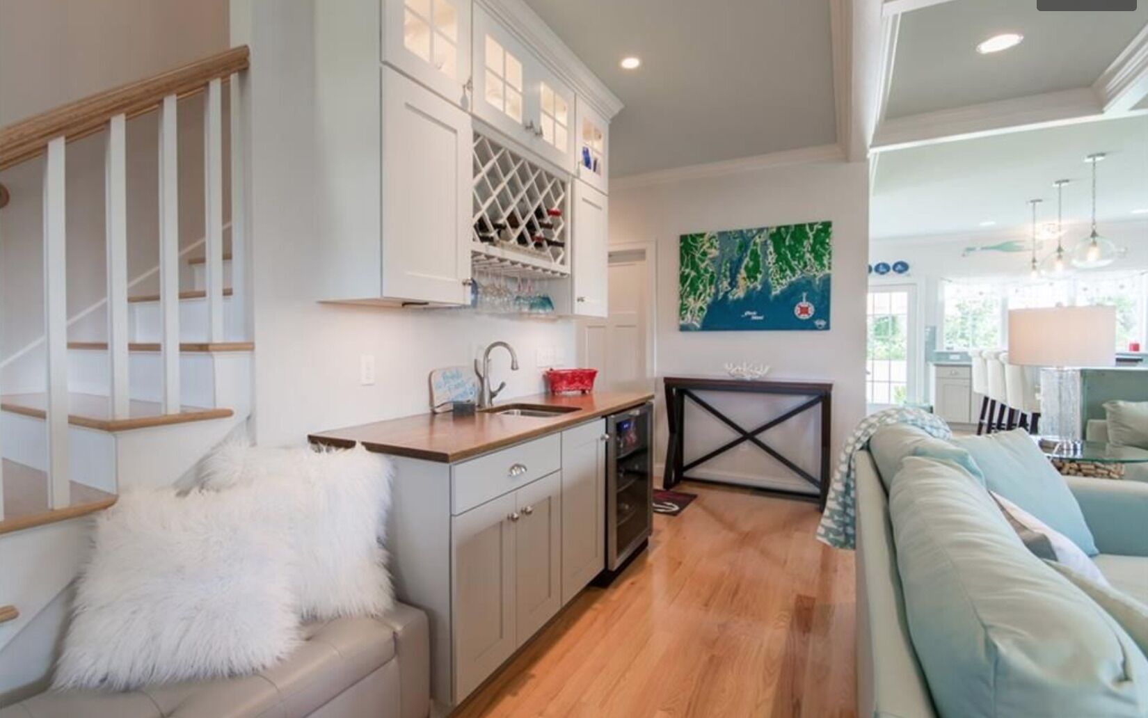 Stunning Coastal Home - Close to beaches and downtown!