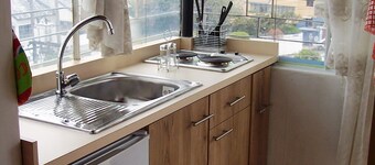 GREAT STUDIO FOR TWO!!! - ENGLISH, FRENCH AND SPANISH!!!