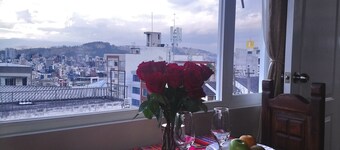 GREAT STUDIO FOR TWO!!! - ENGLISH, FRENCH AND SPANISH!!!