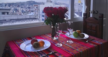 GREAT STUDIO FOR TWO!!! - ENGLISH, FRENCH AND SPANISH!!!