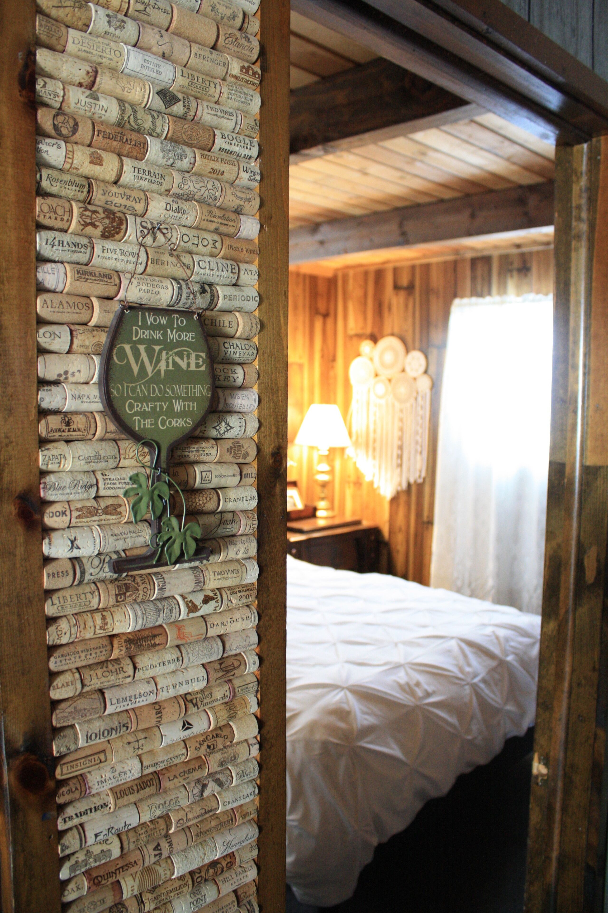 COZY & CLEAN! 2 BR Pocono MTN Chalet w GREAT location!