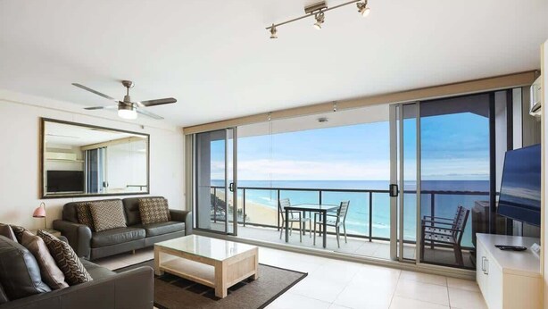 Unclassified image, 1 of 21, button - 25B Peninsula 25th Floor Beach Views (Surfers Paradise)