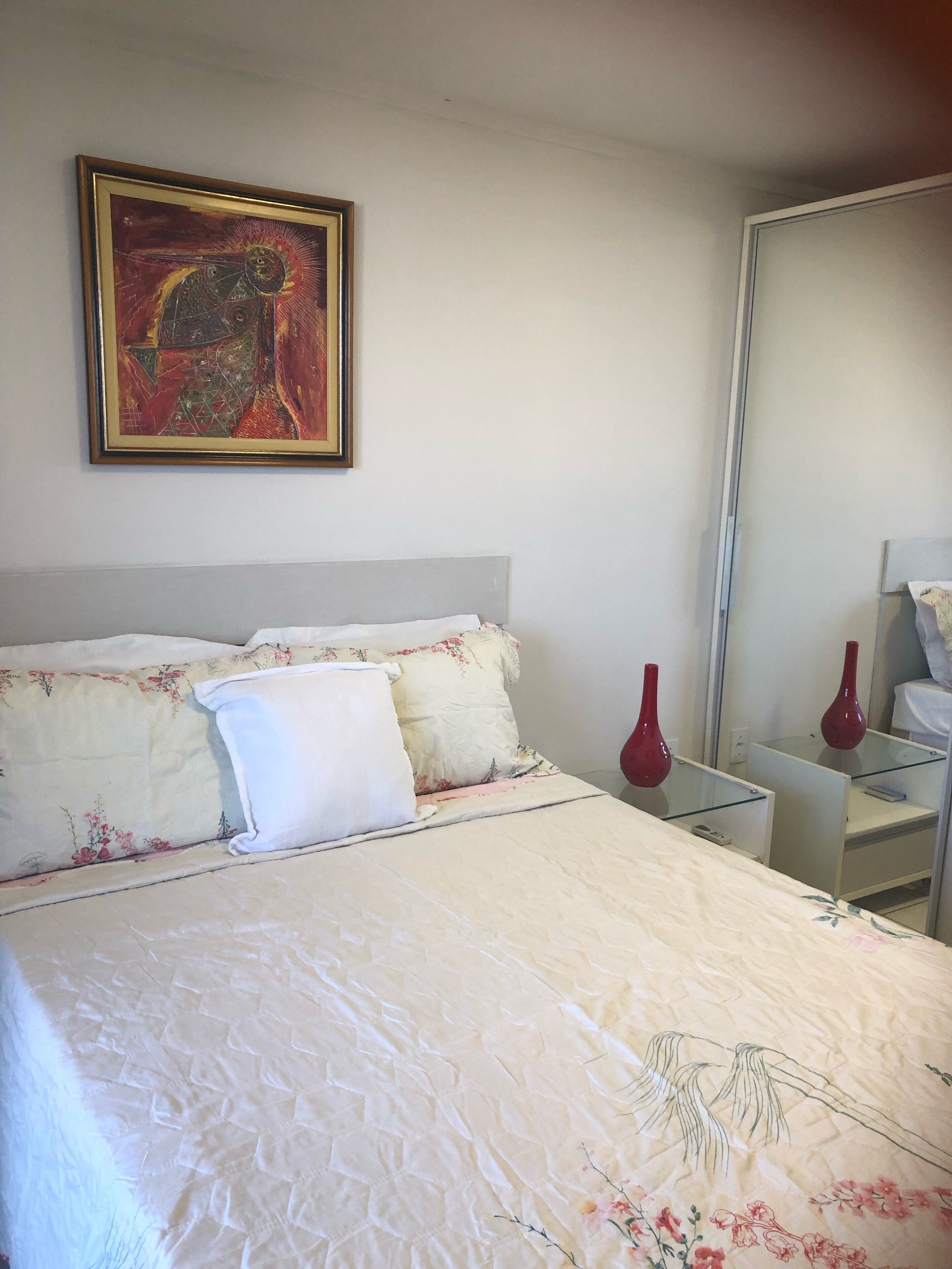 Fit 50 m from the sea, w / pool, beautiful view w / beach of white cable