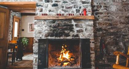 Cottage rustique de 300 ans dans â„ of Historical Paradise