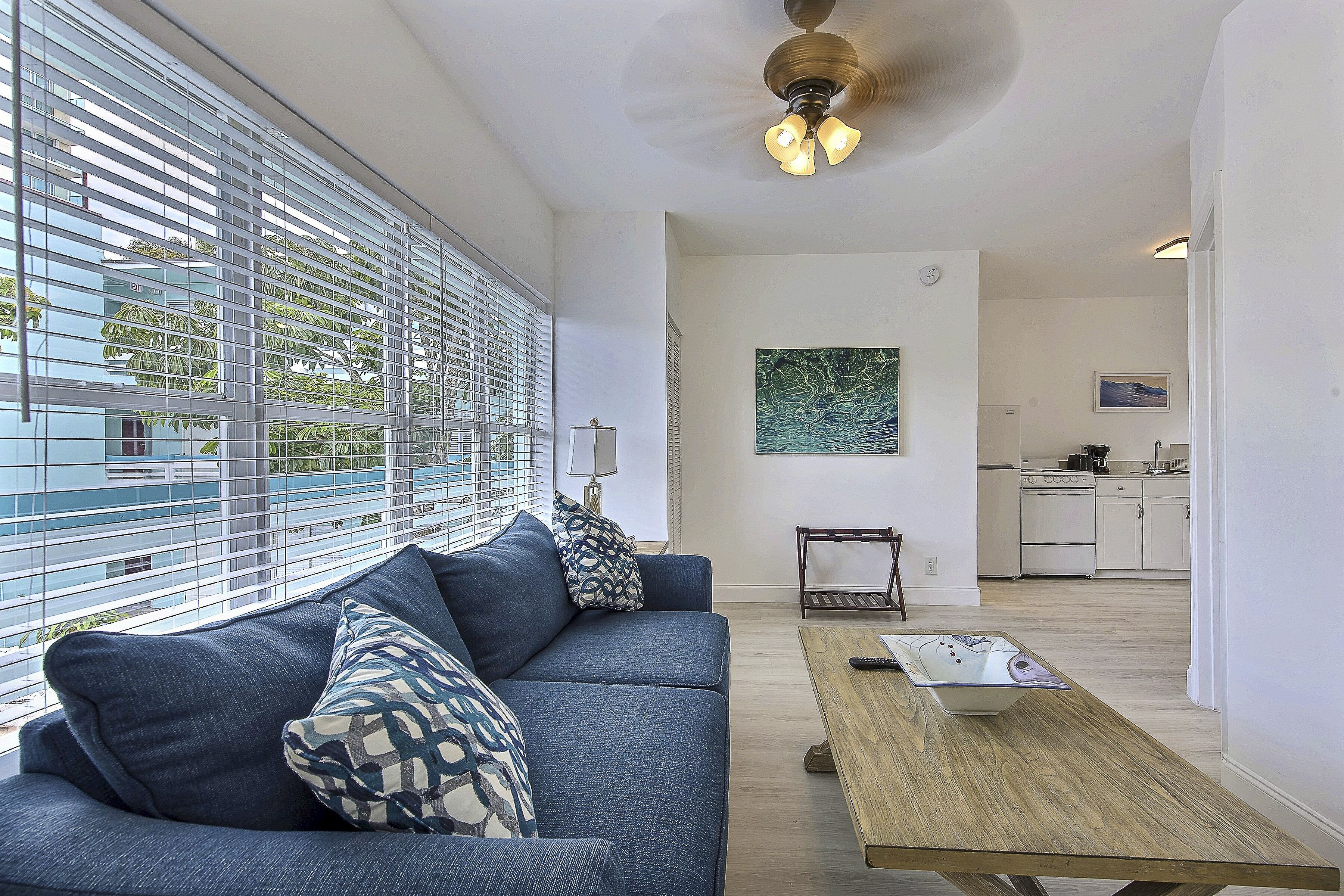 Relaxing and Spacious Suite in the Heart of Fort Lauderdale Beach