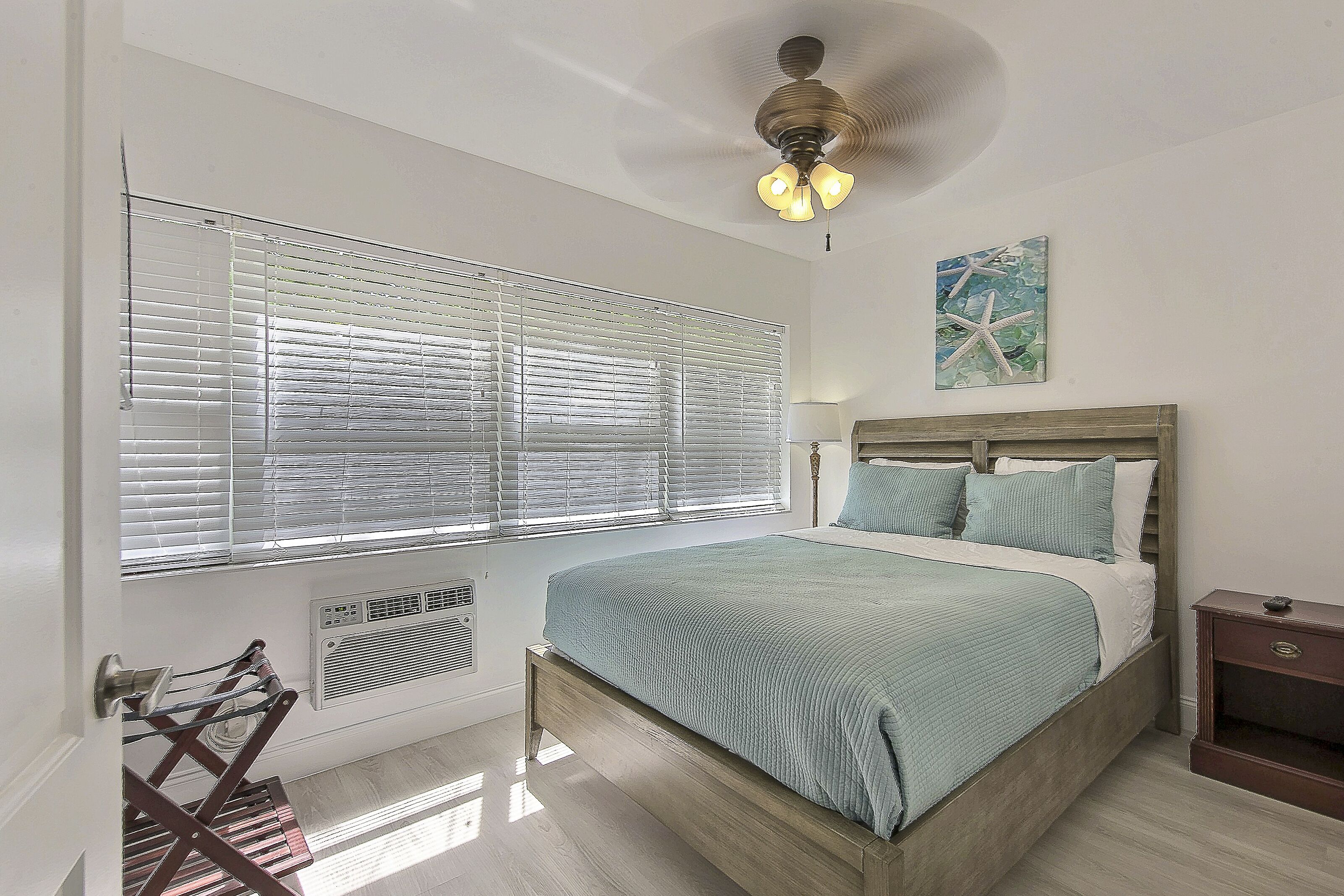 Relaxing and Spacious Suite in the Heart of Fort Lauderdale Beach