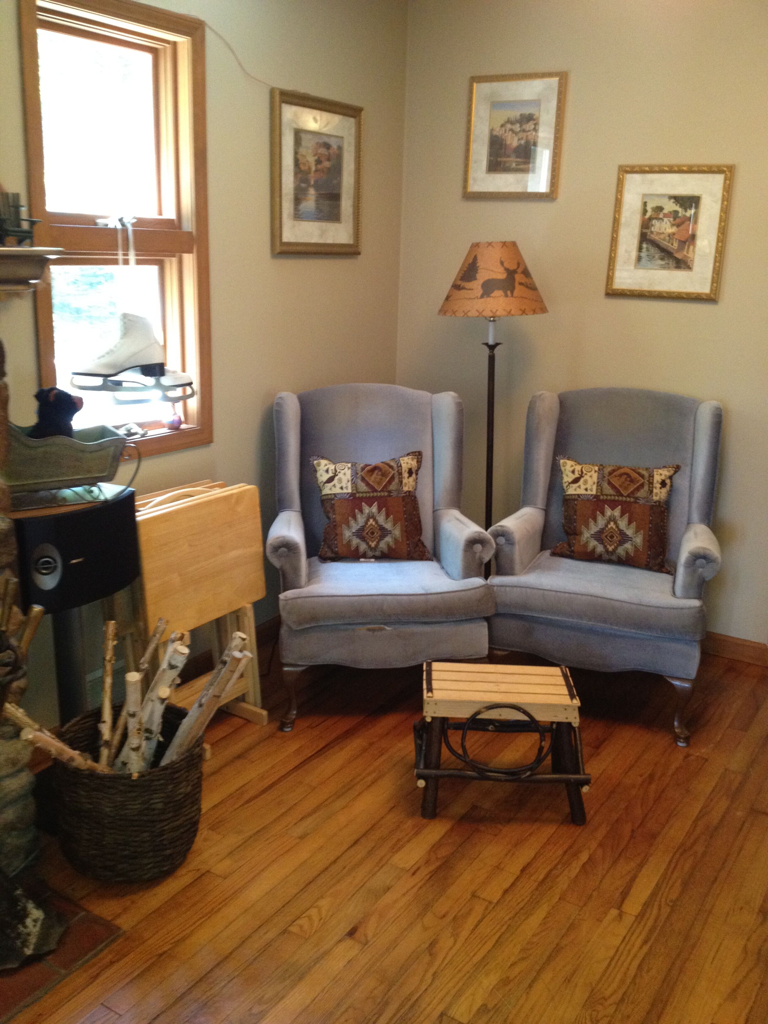 4 Seasons Romance and Serenity Discover your Perfect Retreat on Sacandaga Lake!
