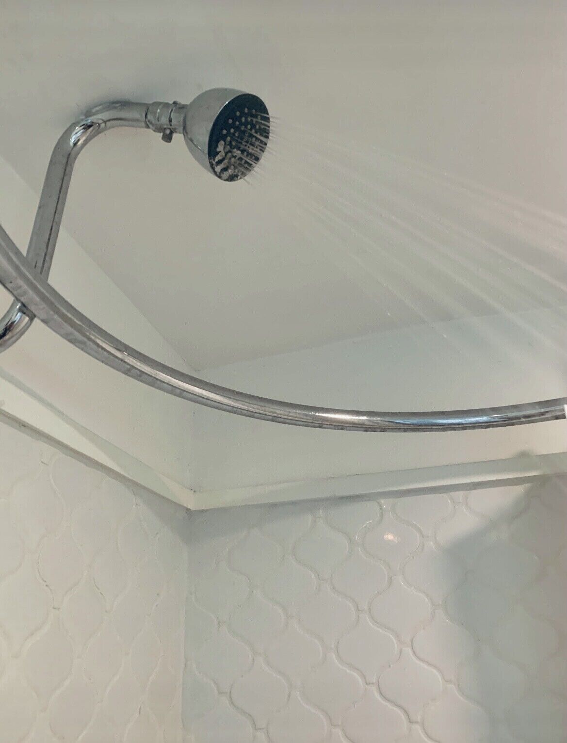 3+ acres of privacy! Pup, Bike, walking Nirvana! 7 minutes to hip 3 Oaks!