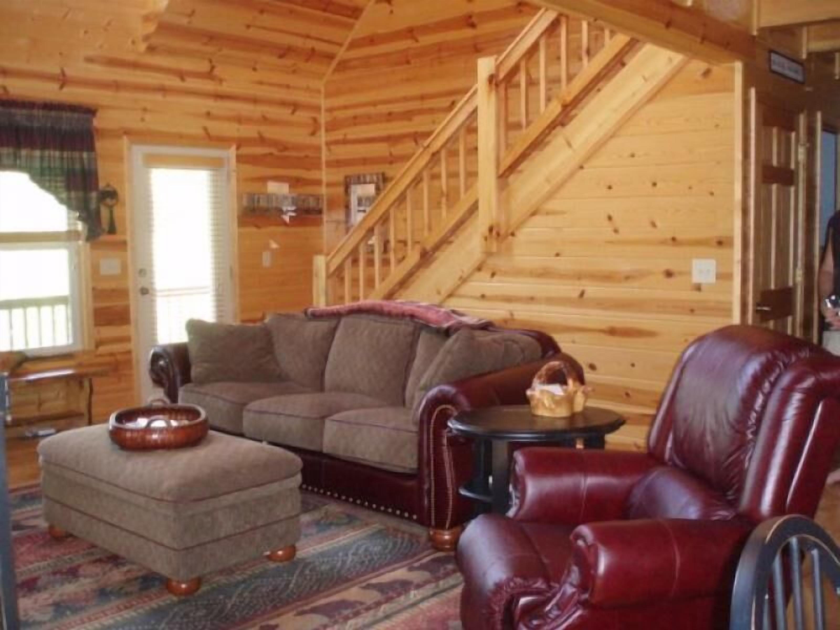 Oso Suite - A Bear-y Nice Cabin - Hot Tub, Internet, Fire Pit, Views
