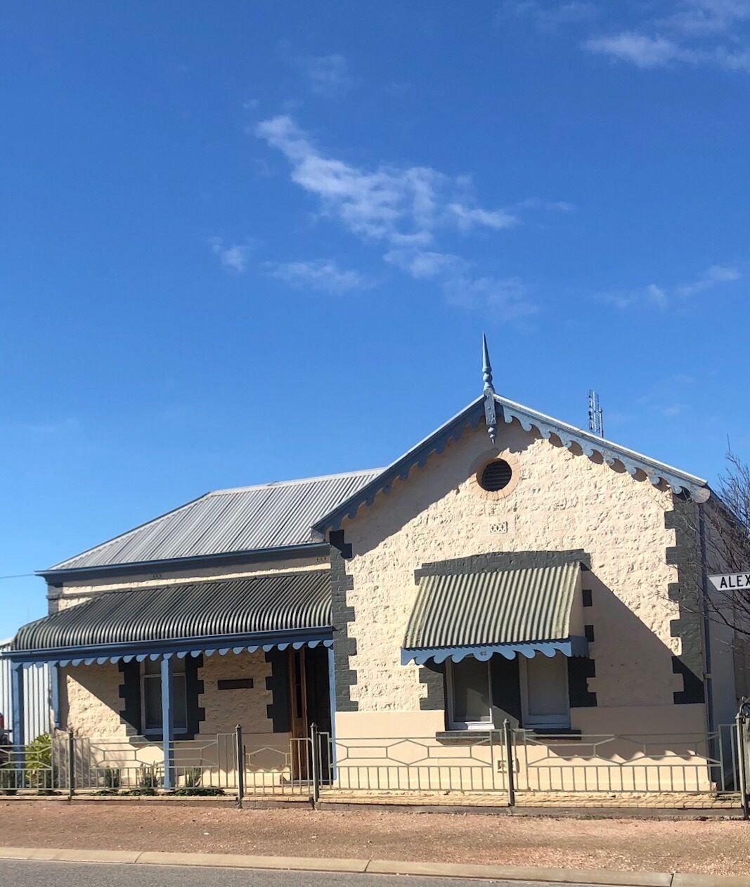 Evening Waves Holiday Accommodation -  One Night Stays Accepted