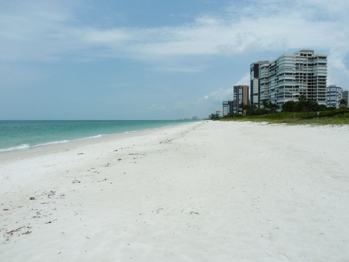 Photo 26 of Pool Home Lake View in Park Shore Naples, Walk to Beach & Waterside Shops