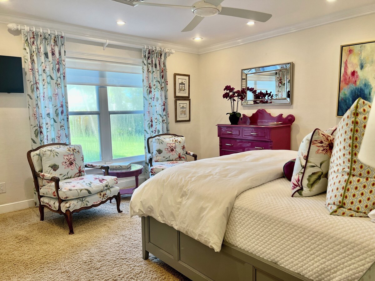 Photo 39 of Pool Home Lake View in Park Shore Naples, Walk to Beach & Waterside Shops
