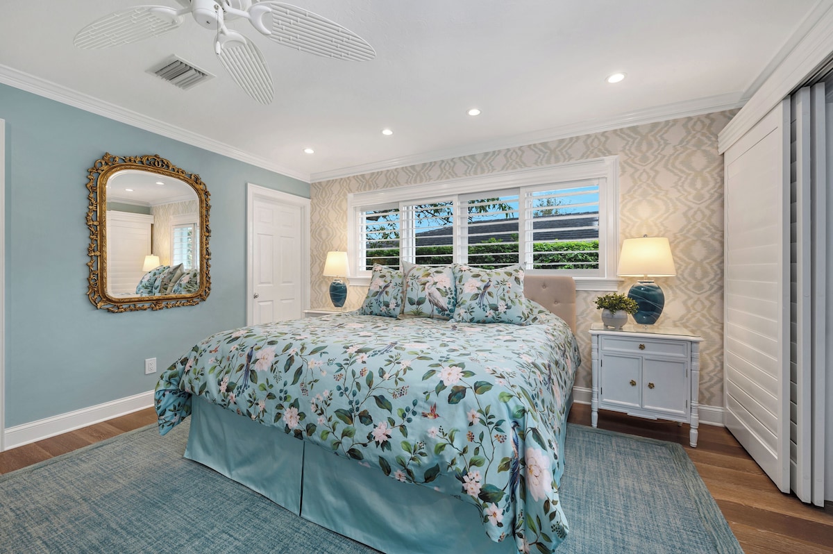 Photo 34 of Pool Home Lake View in Park Shore Naples, Walk to Beach & Waterside Shops
