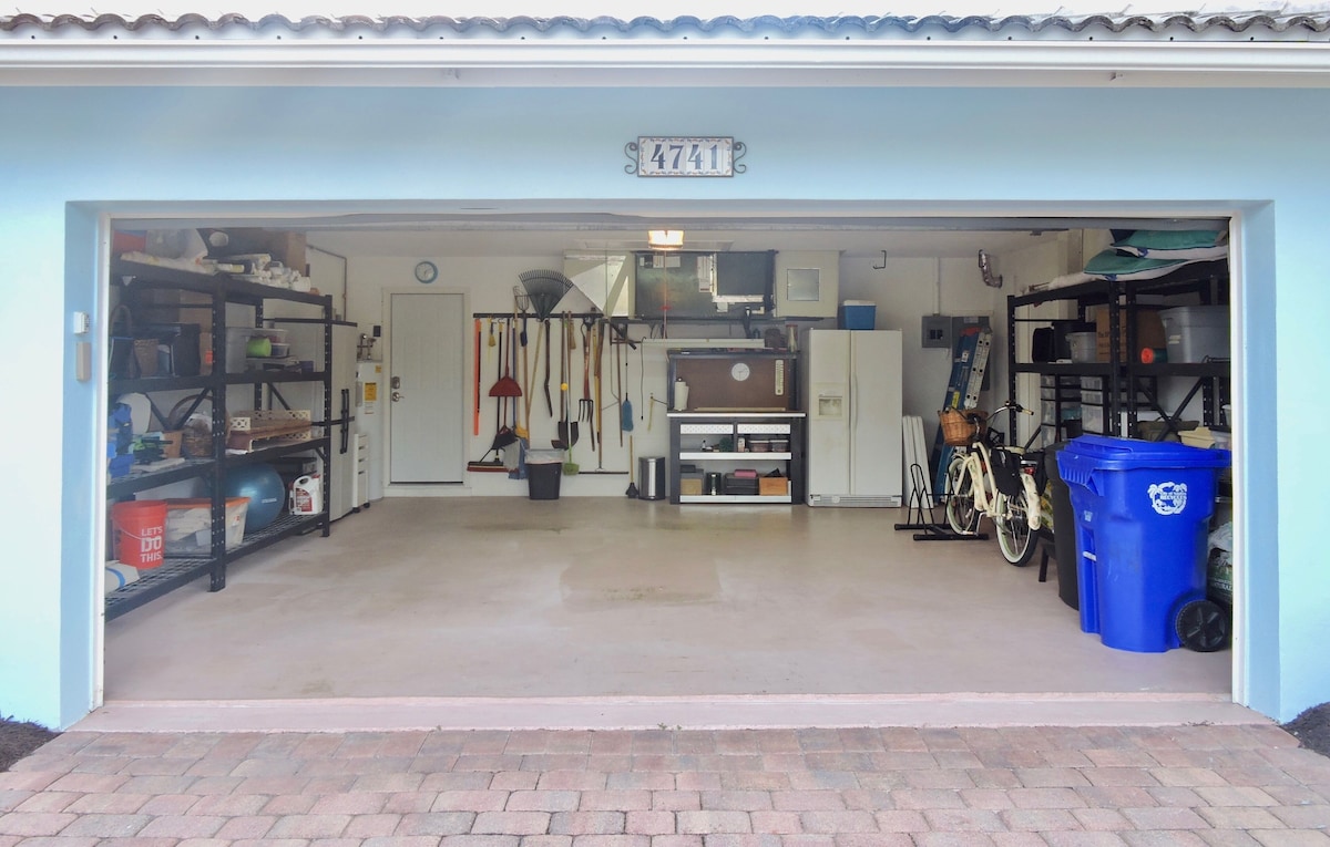 Photo 19 of Pool Home Lake View in Park Shore Naples, Walk to Beach & Waterside Shops