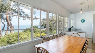 Grand Vue - Renovated With A View