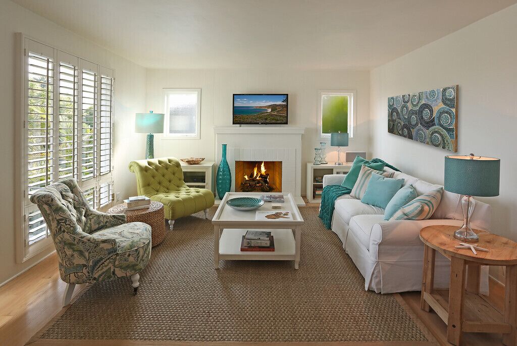 Sea Glass Cottage - Cool, Fresh and Fun on the Mesa