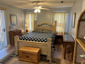 1 Schlafzimmer, Schreibtisch, Bügeleisen/Bügelbrett, kostenloses WLAN