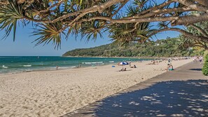 Beach nearby - Noosa Sound, waterfront, value for money (NOOSA HEADS)
