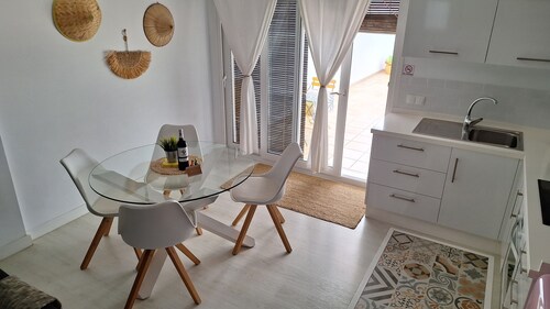 Casa blanca en lebrija.