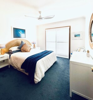 4 bedrooms, desk, iron/ironing board, free WiFi