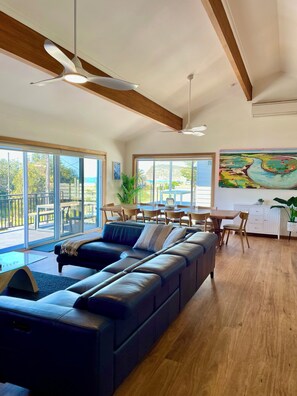 Smart TV, fireplace, DVD player, ping pong - Aqua Dolce Beach House OCEAN VIEWS (Copacabana)