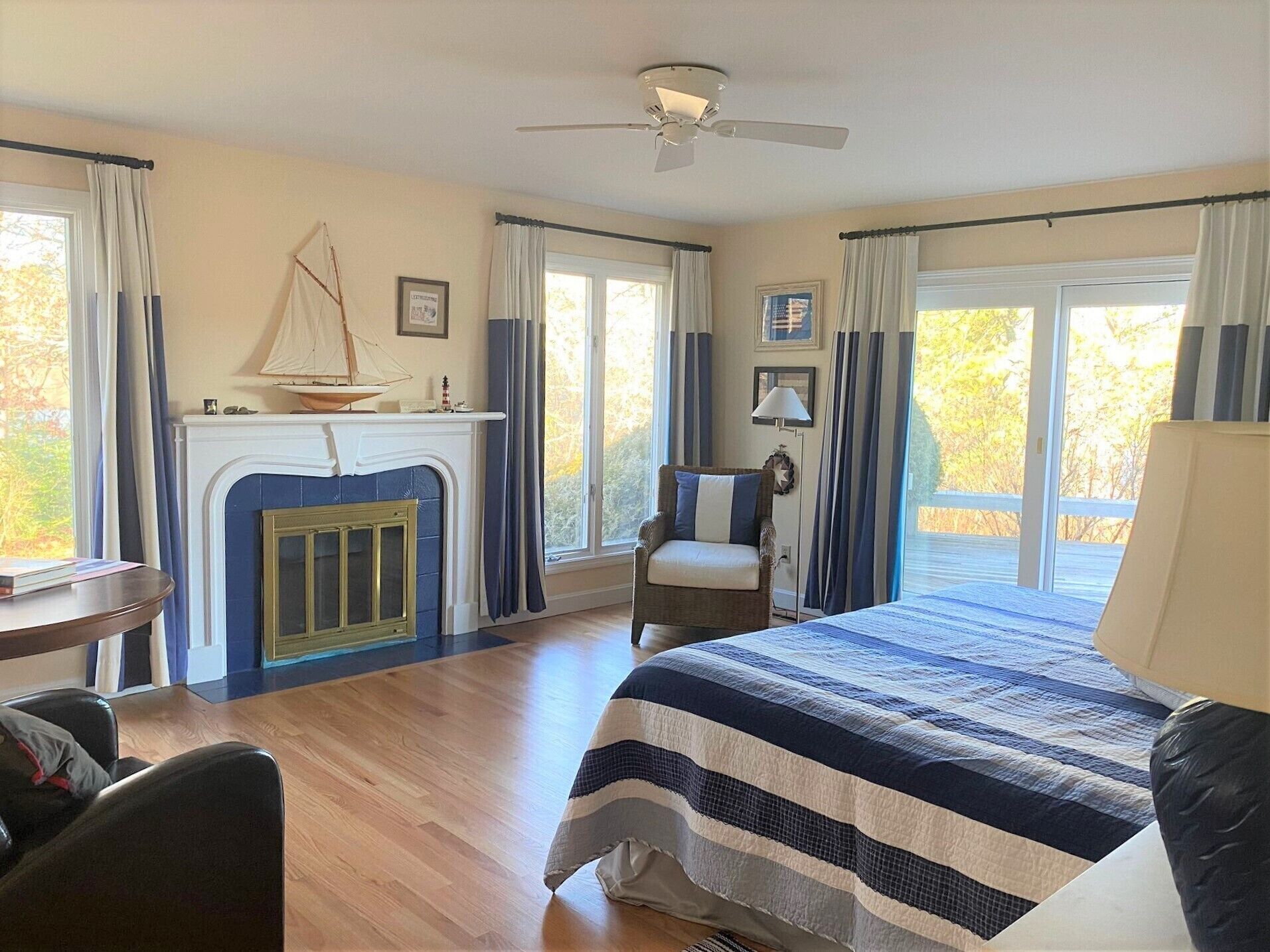 Chatham~Lake Front~Shark Free Swimming!