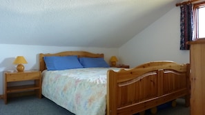 3 chambres, fer et planche Ă repasser, Wi-Fi gratuit, draps fournis