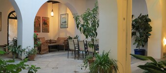 ANDALOUSIAN HOUSE WITH PATIO AND TERRACE-ROOF