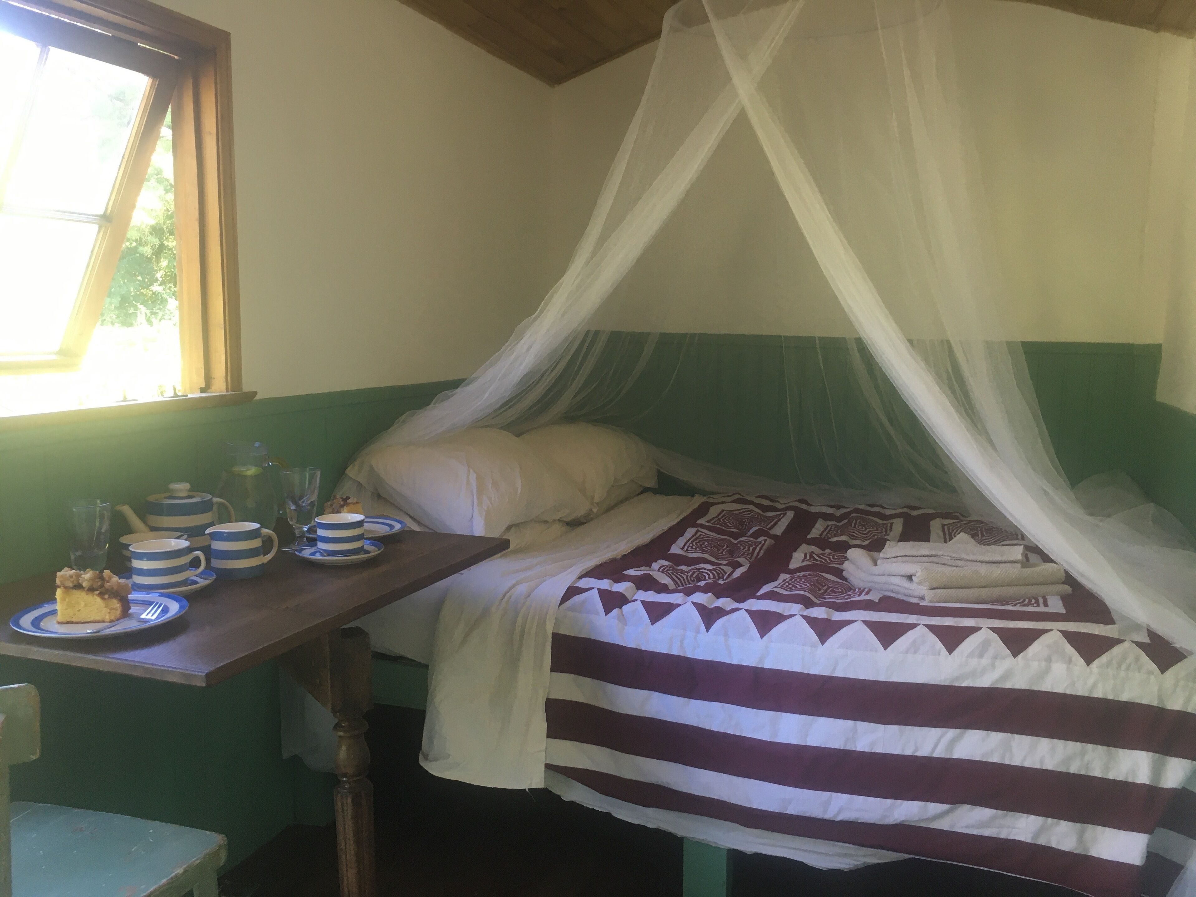 2 chambres, fer et planche à repasser, lit parapluie, Wi-Fi gratuit