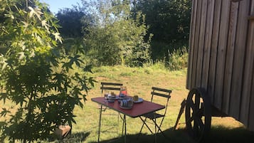 Buiten dineren