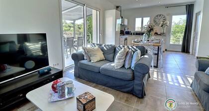 Magnifique villa tout confort, piscine chauffée et jacuzzi privés