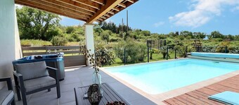 Magnificent villa any comfort, private and heated swimming pool, south Ardèche