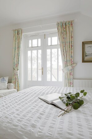 5 chambres, Wi-Fi, draps fournis