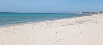 46 metres from the beach - garden + free WiFi - Cagliari/Quartu