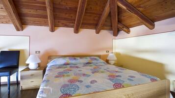 2 Schlafzimmer, Zimmersafe, BĂŒgeleisen/BĂŒgelbrett, WLAN