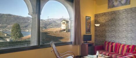 Téléviseur, lecteur de DVD