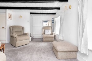 Interior - Warren Cottage, in the pretty village of Polperro (Polperro)