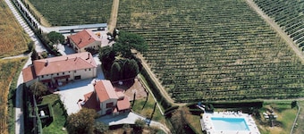 Buon Riposo - Farmhouse in the heart of Tuscany with free WIFI area