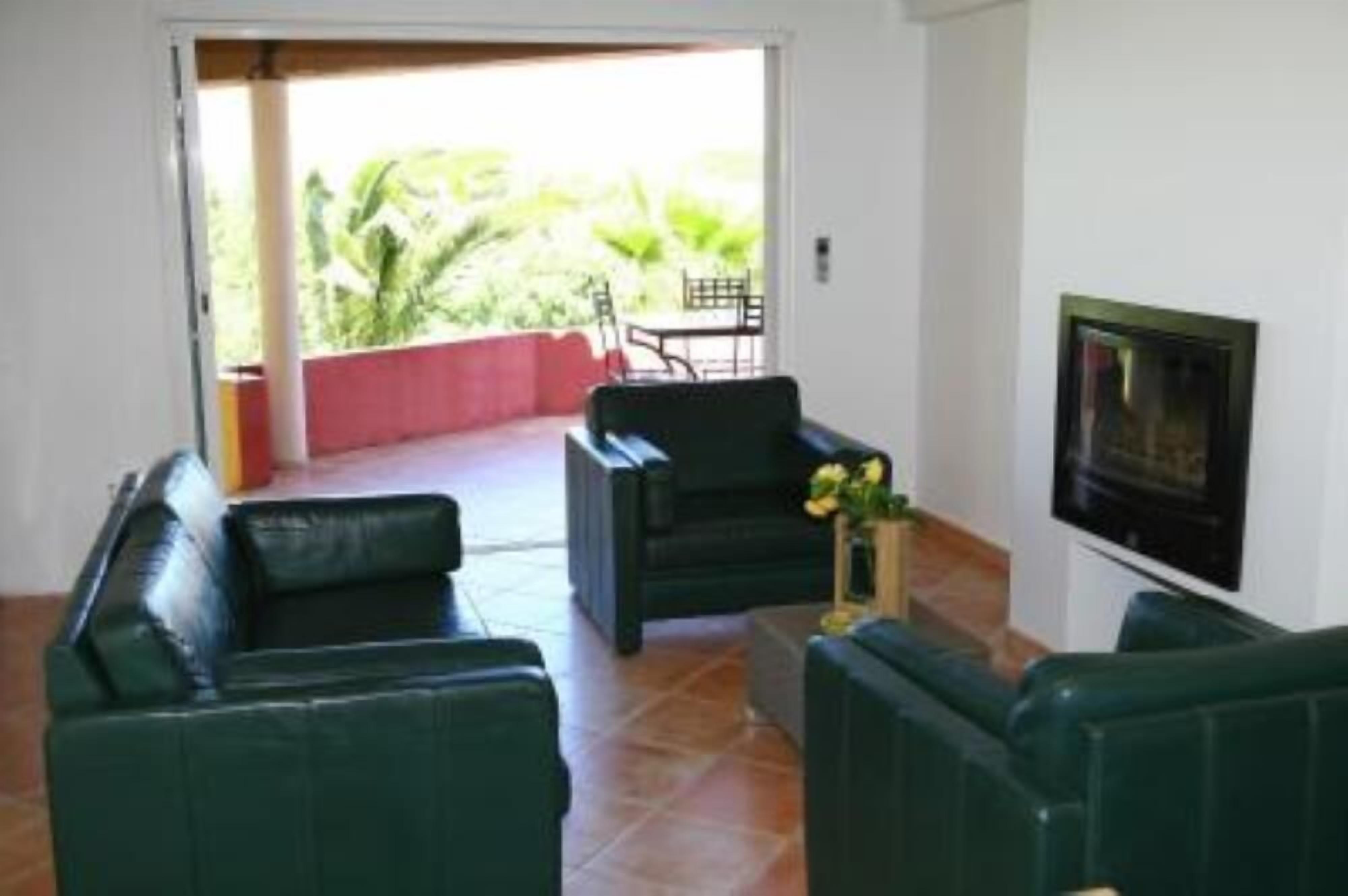 Hyeres Giens: House / Villa - Hyères