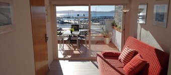 L'Estartit. Atico con esplendida terraza delante del puerto deportivo