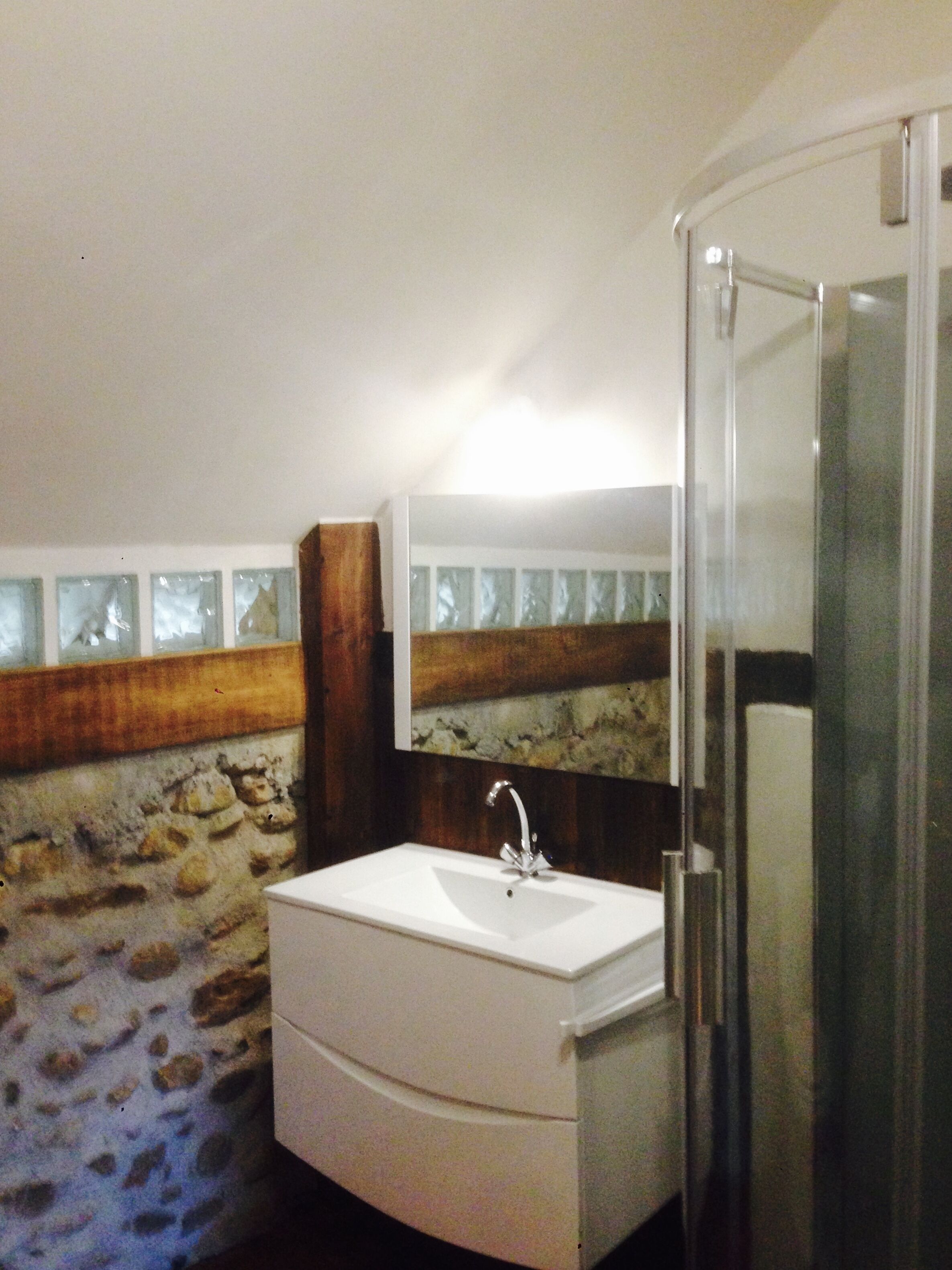 Pyrénées Gîte 16, 24, 36 personnes - piscine chauffée, jacuzzi et salle de jeux.