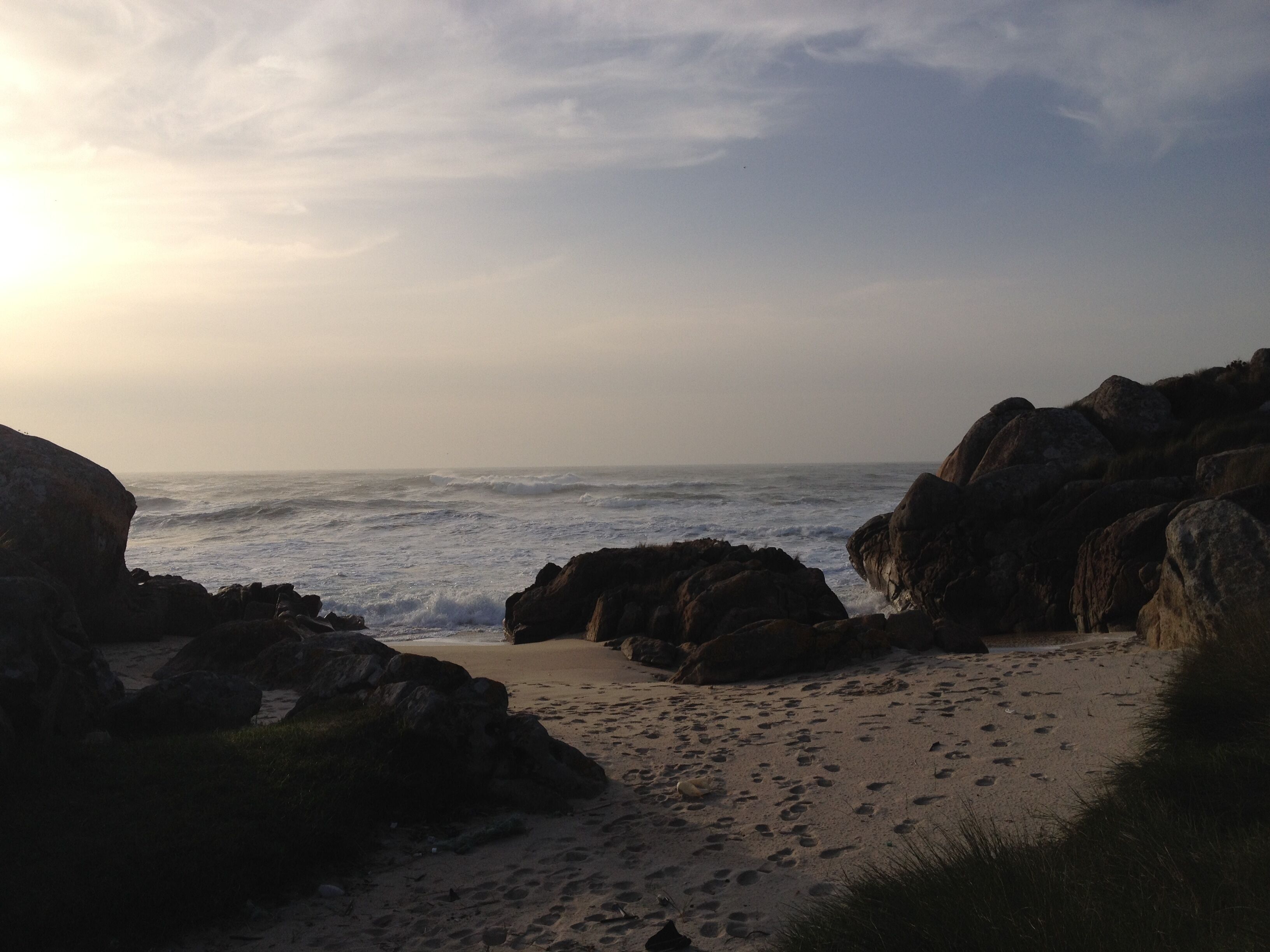 Beach nearby, sun loungers, beach towels