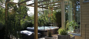 Modern House, 15 min drive from Stockholm City close to lake and the archipelago