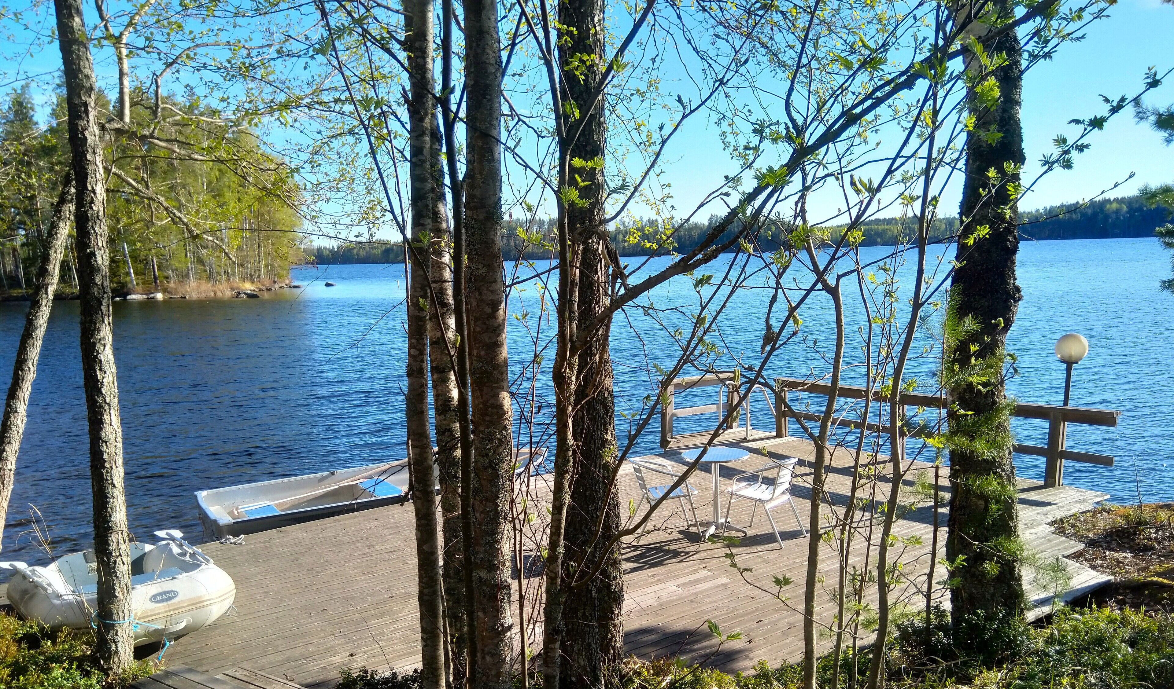 المنطقة المحيطة بالمنشأة