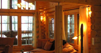 Large timber villa with splendid scenery and nature