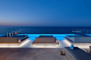 Piscina all'aperto