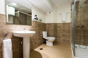 Towels - Albareda 2 - Two Bedroom Apartment, Sleeps 4 (Sevilla)