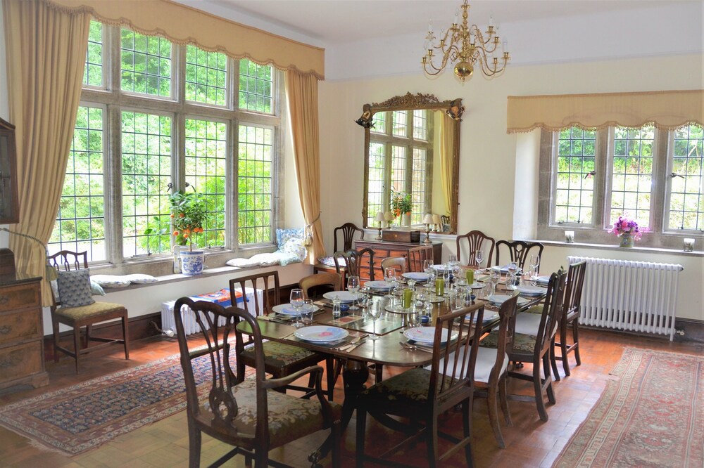 Tranquil old Devonshire country house in stunning position next to Dartmoor