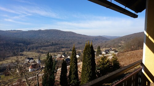 Cosy vineyard house for 5 persons plus 1 baby