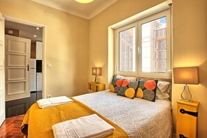 4 slaapkamers, een strijkplank/strijkijzer, wifi, beddengoed